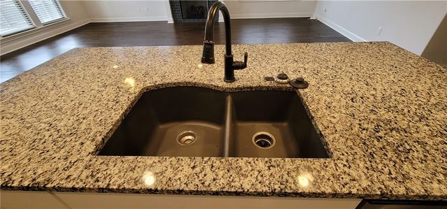 5107 SW Kemptown Place, Bentonville, AR 72713