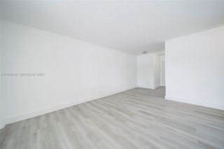 6733 NW 2nd Ct 0, Miami, FL 33150