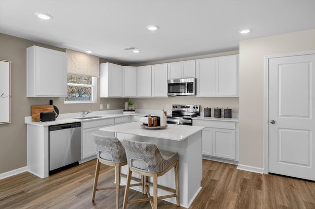 7055 Windham Way, Ladson, SC 29456