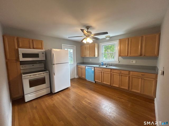 521 Rubber Avenue, Naugatuck, CT 06770