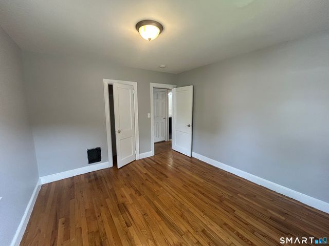521 Rubber Avenue, Naugatuck, CT 06770