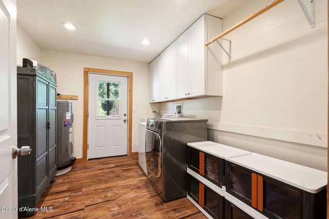 925 Lower Pack River Rd, Sandpoint, ID 83864