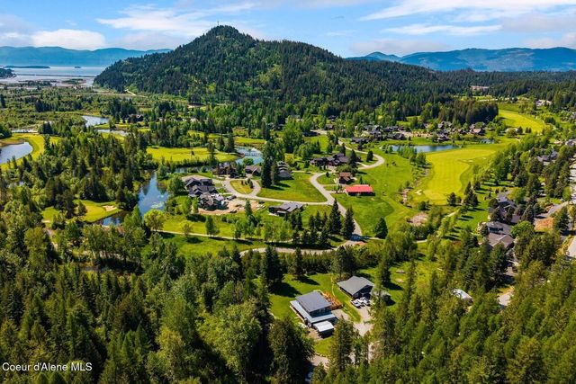 925 Lower Pack River Rd, Sandpoint, ID 83864