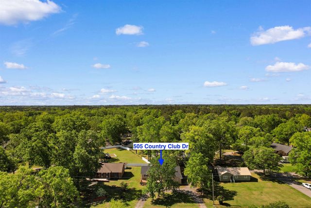 505 Country Club Dr., Conway, SC 29526