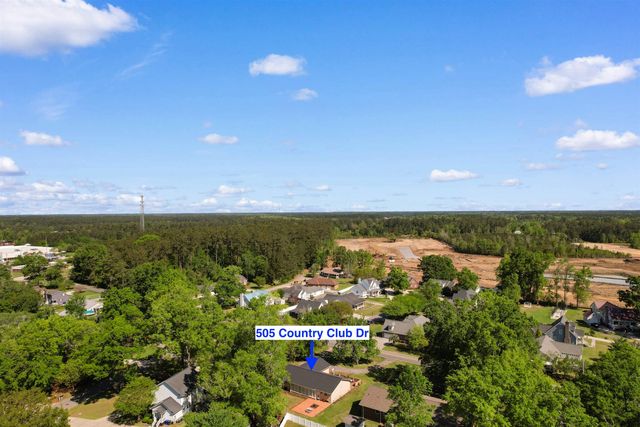 505 Country Club Dr., Conway, SC 29526