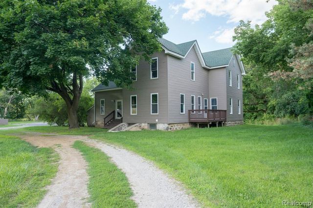 8051 Coyle Road, Whitmore Lake, MI 48189