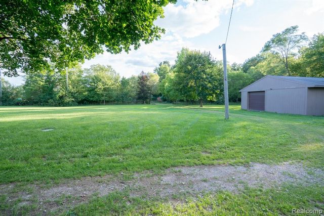 8051 Coyle Road, Whitmore Lake, MI 48189