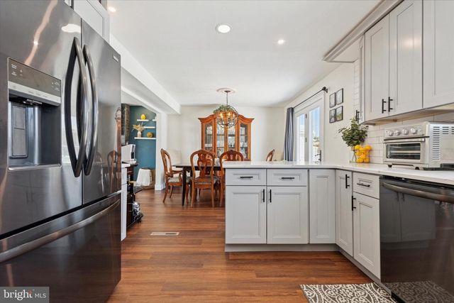 233 SHARPLESS RD, Southampton, PA 18966