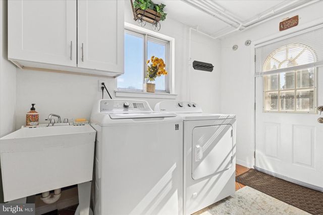 233 SHARPLESS RD, Southampton, PA 18966