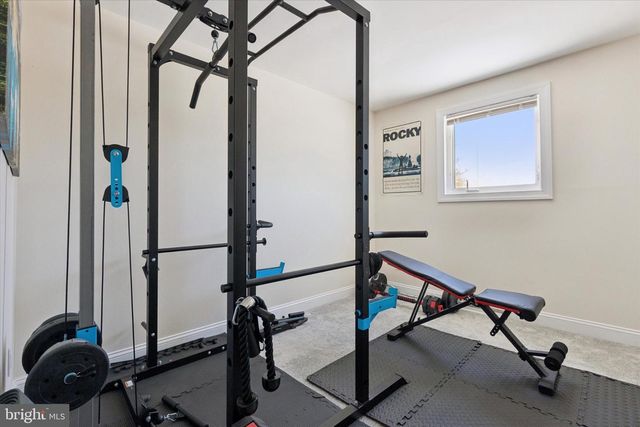 233 SHARPLESS RD, Southampton, PA 18966