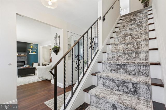 233 SHARPLESS RD, Southampton, PA 18966