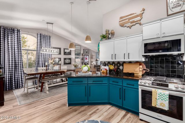 9529 E ARROWVALE Drive, Sun Lakes, AZ 85248