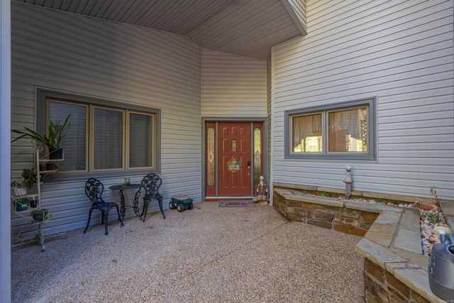 2 Palencia Lane, Hot Springs Village, AR 71909