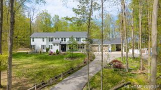 6467 118th Avenue, Ganges Twp, MI 49408