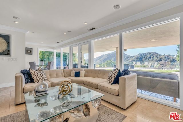2177 Summitridge Drive, Beverly Hills, CA 90210