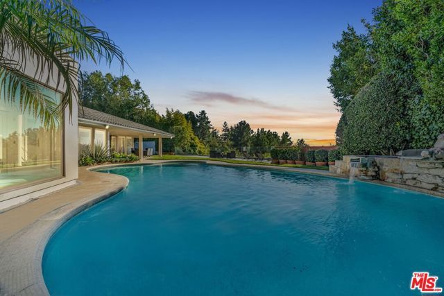 2177 Summitridge Drive, Beverly Hills, CA 90210