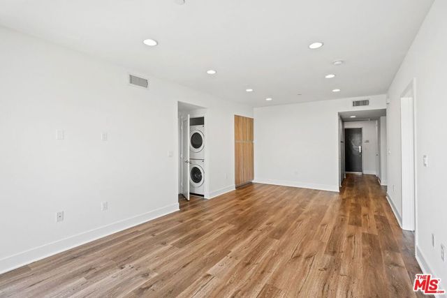 1301 Brockton Avenue ph6, Los Angeles, CA 90025