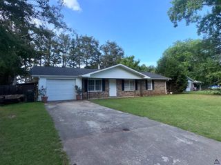 106 Galahad Drive, Warner Robins, GA 31093