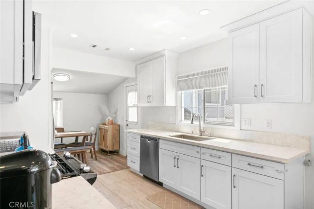 7118 Valmont Street, Tujunga, CA 91042