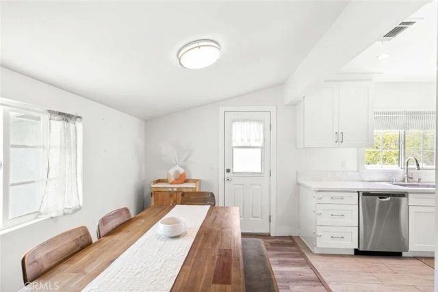 7118 Valmont Street, Tujunga, CA 91042