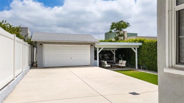 7118 Valmont Street, Tujunga, CA 91042