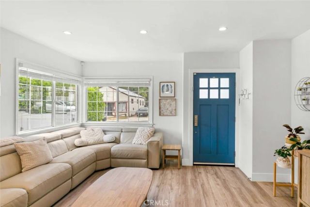 7118 Valmont Street, Tujunga, CA 91042