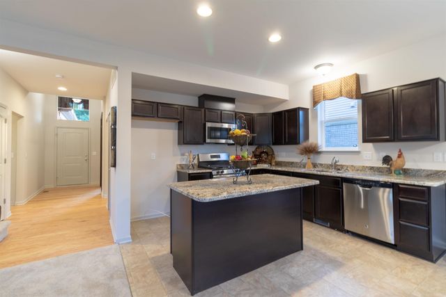11869 Partridge Drive, Taylor, MI 48180