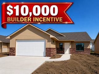 8968 E Joshua St, Bel Aire, KS 67226