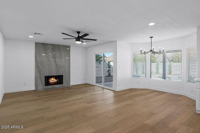 2654 E Kenwood Street, Mesa, AZ 85213