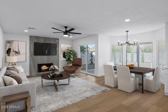 2654 E Kenwood Street, Mesa, AZ 85213