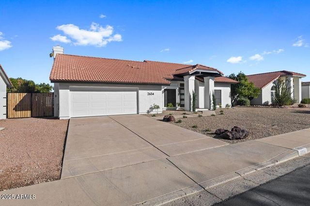 2654 E Kenwood Street, Mesa, AZ 85213