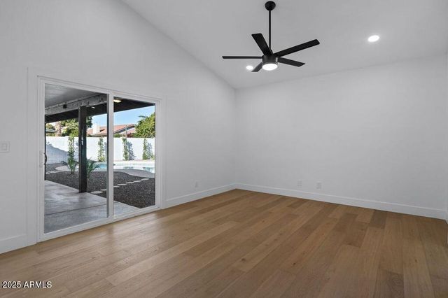 2654 E Kenwood Street, Mesa, AZ 85213