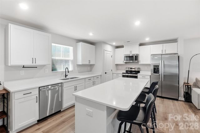 10253 Florentine Way, Charlotte, NC 28214