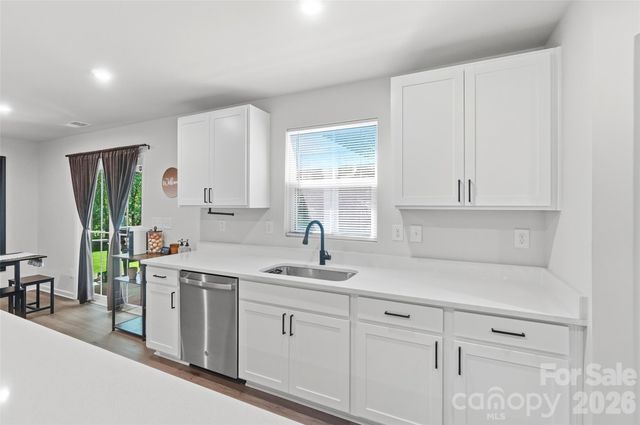 10253 Florentine Way, Charlotte, NC 28214