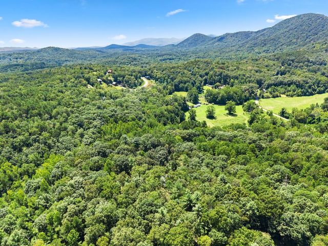 188 Marion Lane, Sautee Nacoochee, GA 30571