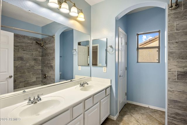 341 W KEY WEST Drive, Casa Grande, AZ 85122