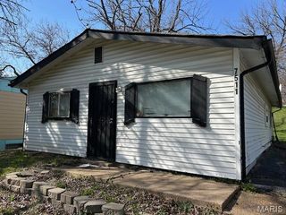 7511 Blanding Drive, Ferguson, MO 63135