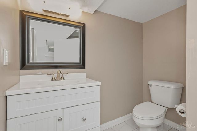 7271 Thomas Drive, Madeira, OH 45243