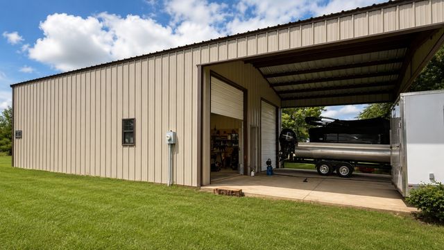 1444 County Road 218, Gainesville, TX 76240