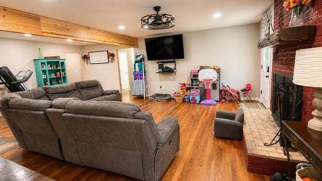 1444 County Road 218, Gainesville, TX 76240