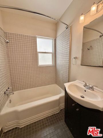 1313 Douglas Street, Los Angeles, CA 90026