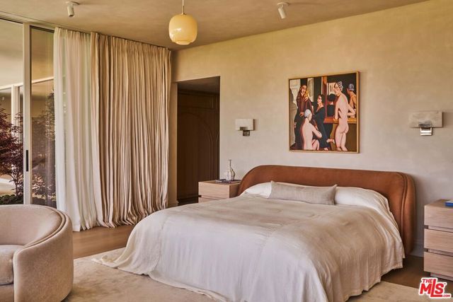 1865 Loma Vista Drive, Beverly Hills, CA 90210