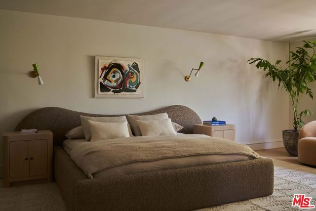 1865 Loma Vista Drive, Beverly Hills, CA 90210