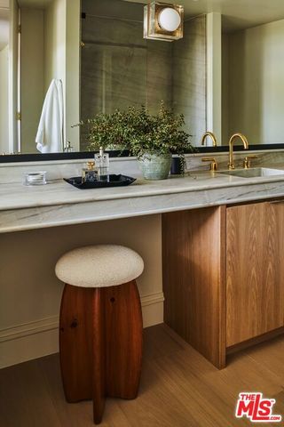 1865 Loma Vista Drive, Beverly Hills, CA 90210