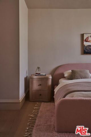 1865 Loma Vista Drive, Beverly Hills, CA 90210