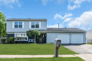 45 Peachstone Road, Howell, NJ 07731