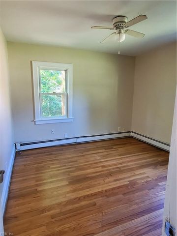 187 W Lorengo AVE, Norfolk, VA 23503