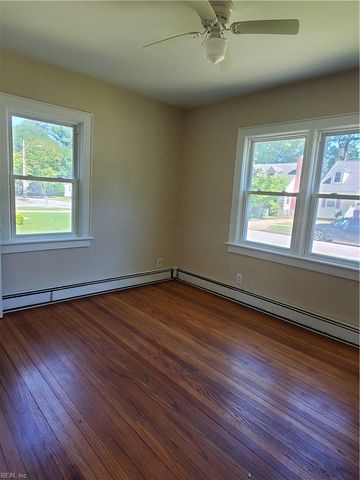 187 W Lorengo AVE, Norfolk, VA 23503
