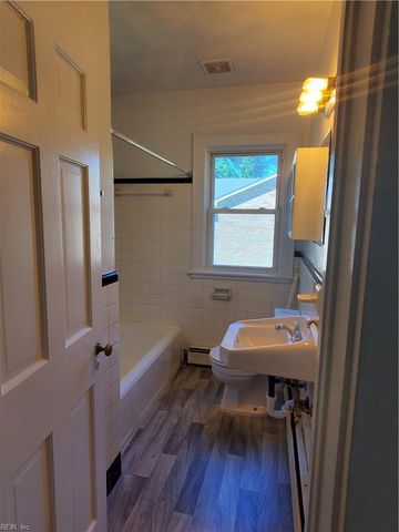 187 W Lorengo AVE, Norfolk, VA 23503