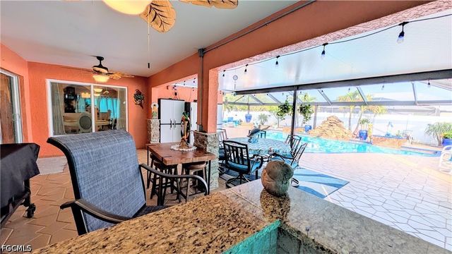 2907 NW 5th PL, Cape Coral, FL 33993